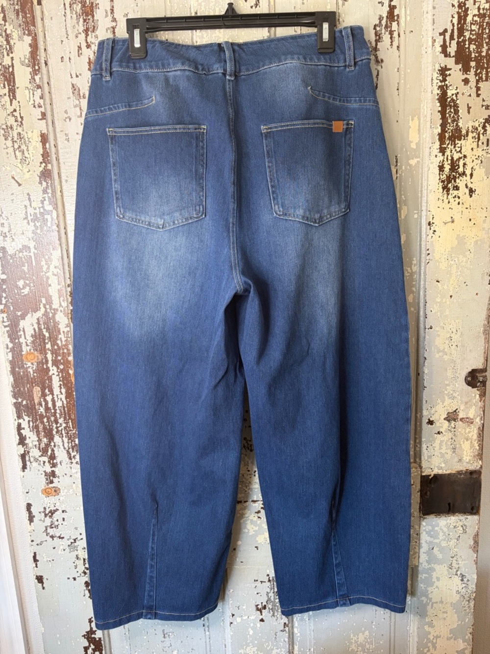 Halara Flex Barrel Leg Jeans Size Large NWOT - Picture 16 of 16